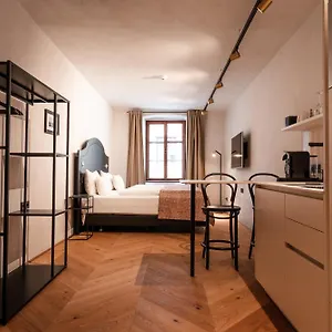  Hotel apartamentowy H5 Grauer Baer & Austria