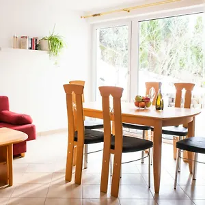 https://apartment-freiraum.ischgl-hotels.net
