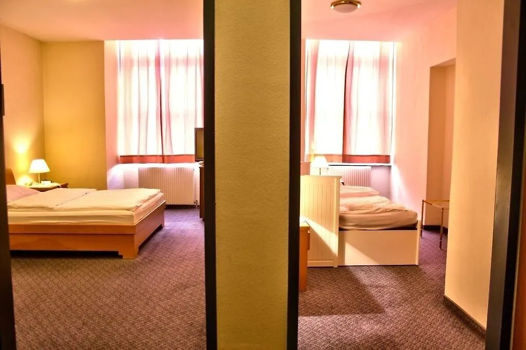 Very Central Apartments, 5 Min To City Center, No Reception Vienna