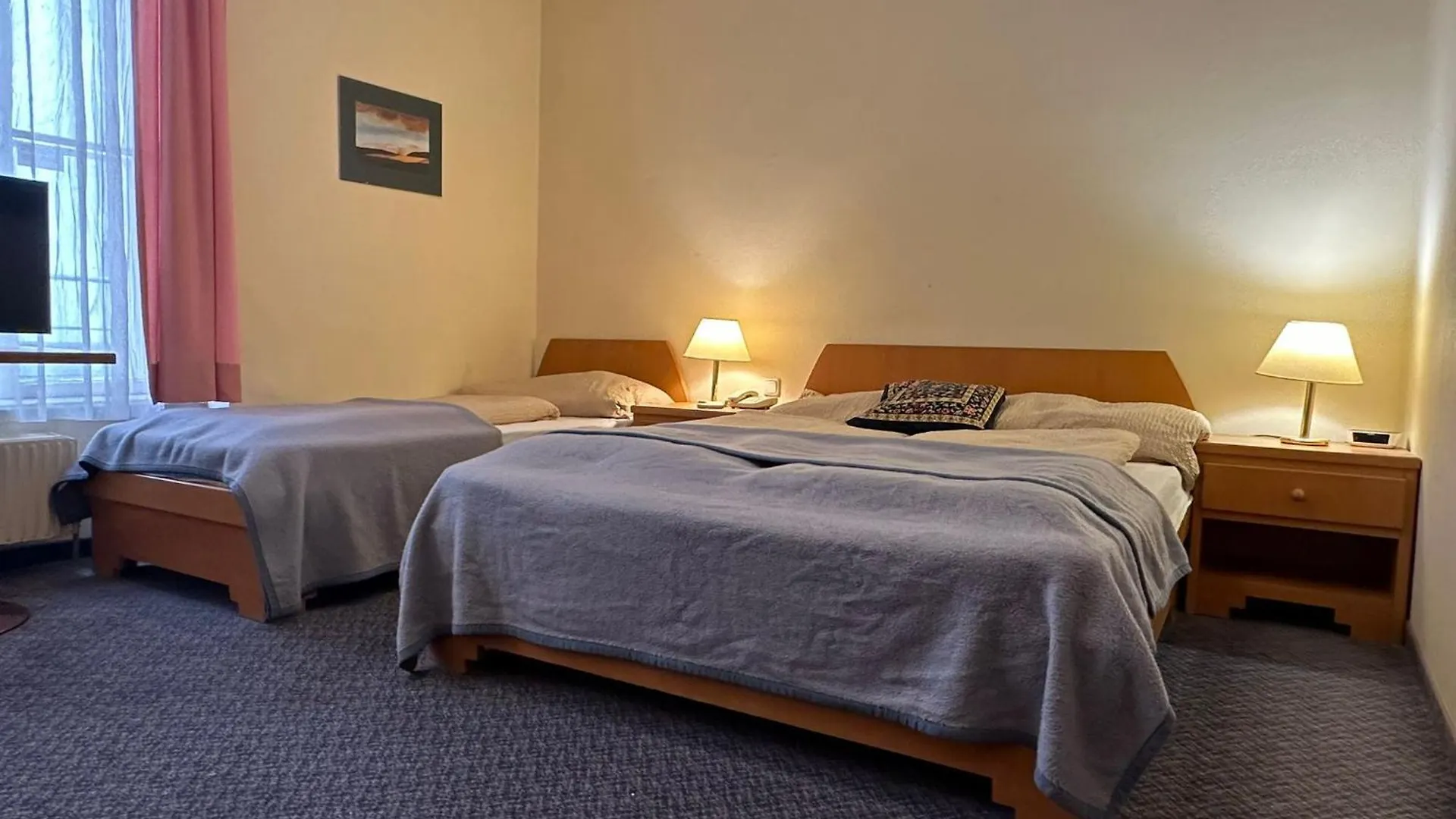Very Central Apartments, 5 Min To City Center, No Reception Vienna Austria