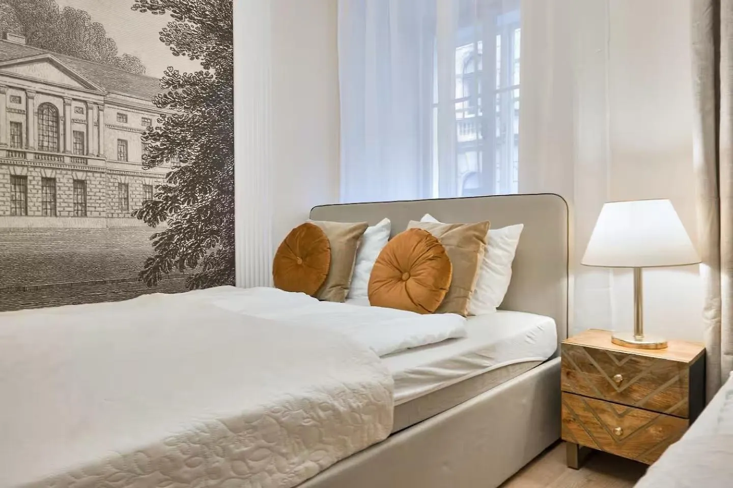 Very Central Apartments, 5 Min To City Center, No Reception Vienna Hotel