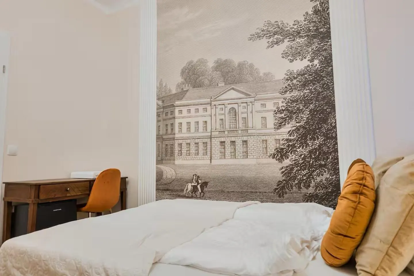 Very Central Apartments, 5 Min To City Center, No Reception Vienna Hotel