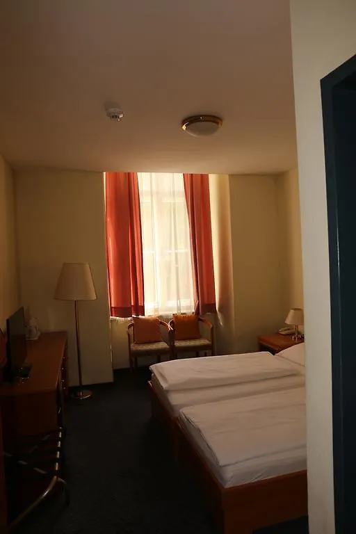 *** Hotel Very Central Apartments, 5 Min To City Center, No Reception Vienna Austria