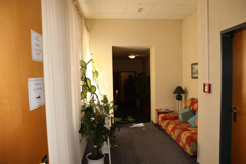 Hotel Very Central Apartments, 5 Min To City Center, No Reception Vienna