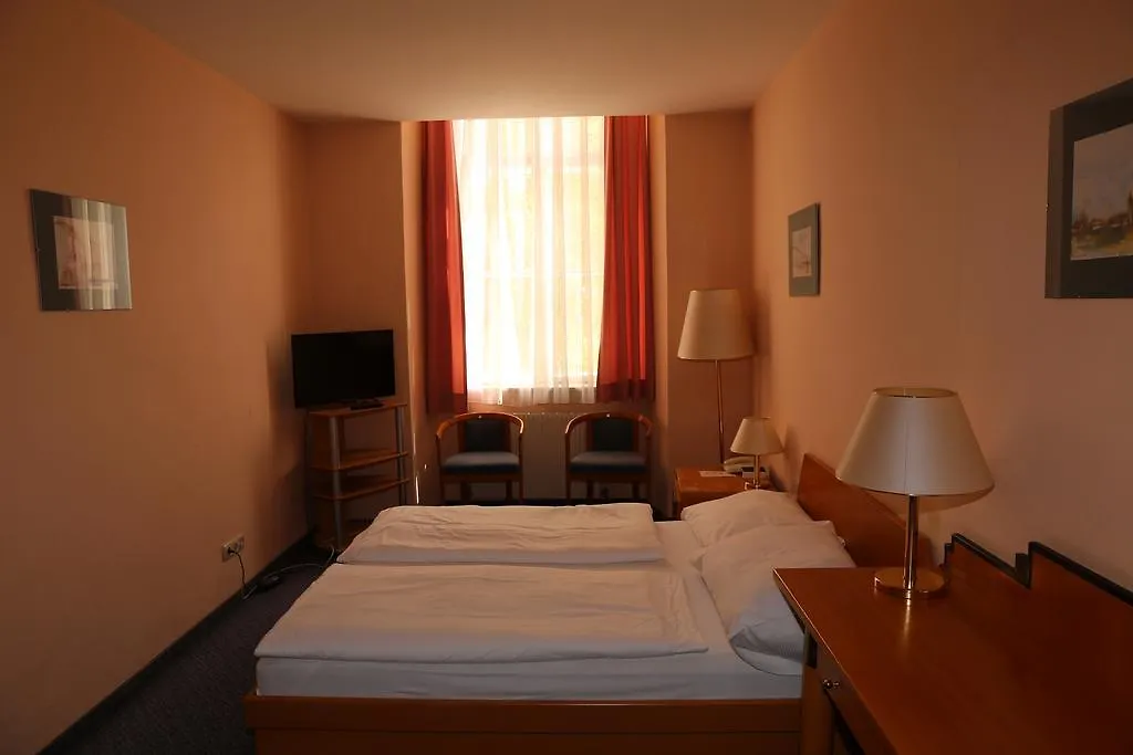 Very Central Apartments, 5 Min To City Center, No Reception Vienna 3*,