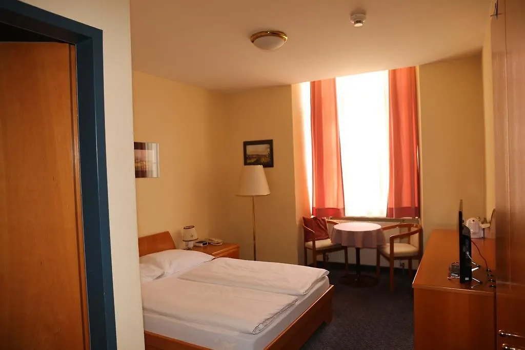 Hotel Very Central Apartments, 5 Min To City Center, No Reception Vienna