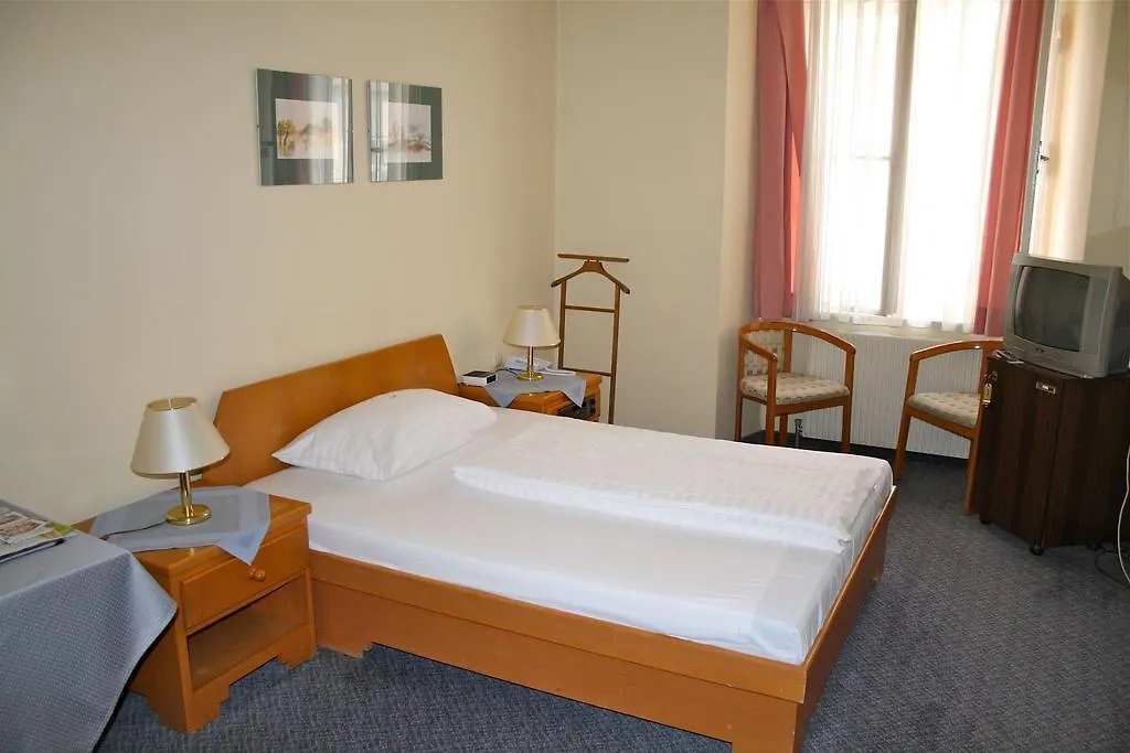 Very Central Apartments, 5 Min To City Center, No Reception Vienna 3*,  Austria